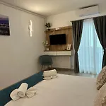 Victory Luxury *